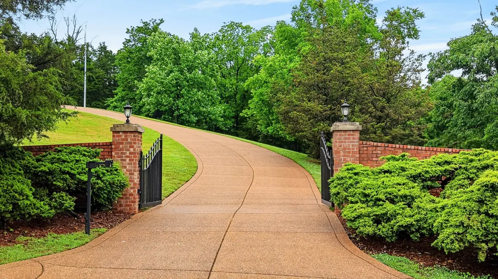 106B Timber Hills Rd Hendersonville, TN 37075