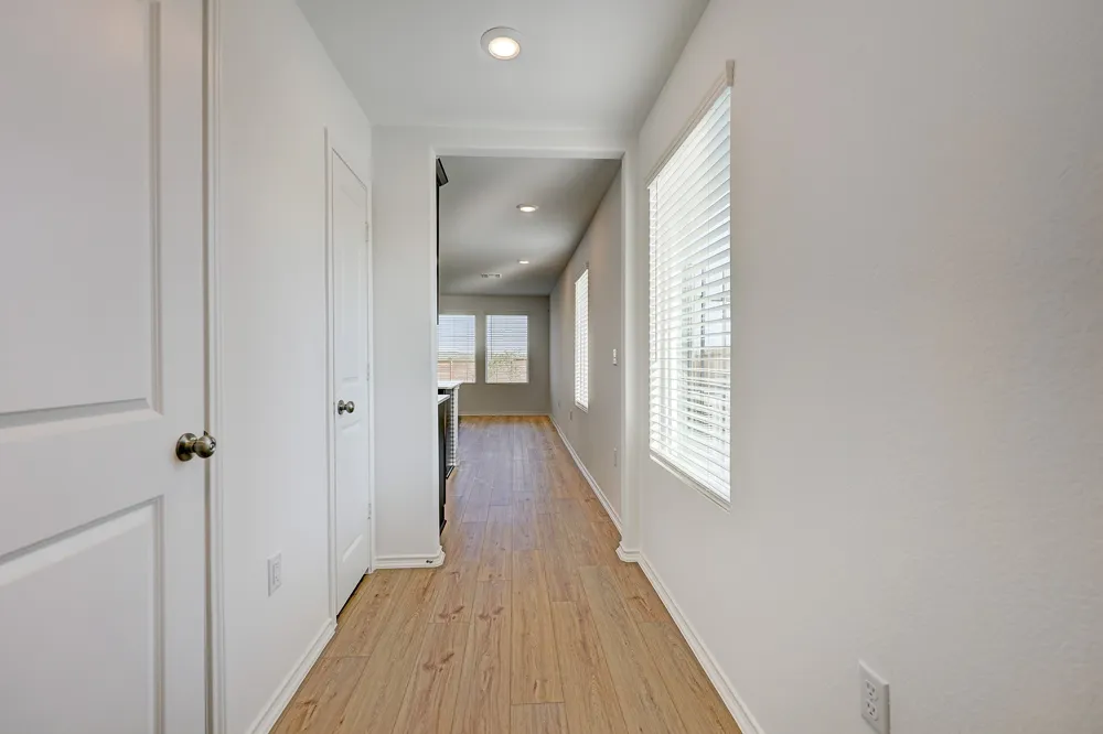 7325 Spotted Leaf Way Del Valle, TX 78617