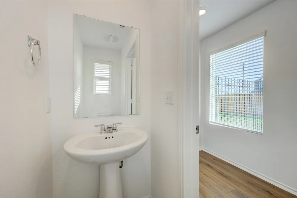 7325 Spotted Leaf Way Del Valle, TX 78617