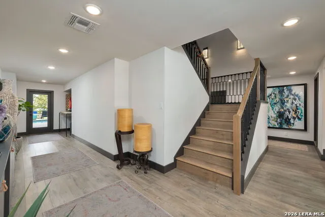 180 LAKE RIDGE DR Seguin, TX 78155