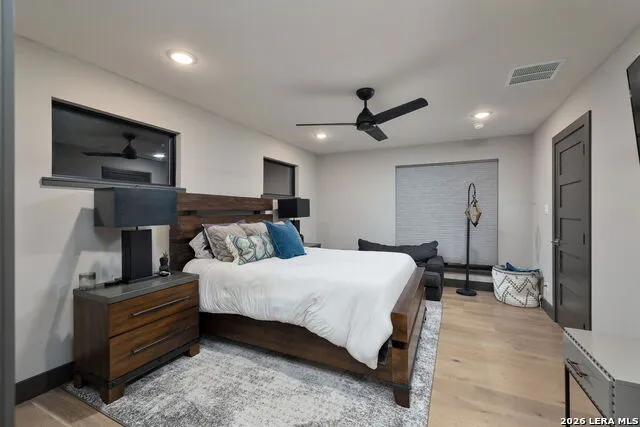 180 LAKE RIDGE DR Seguin, TX 78155