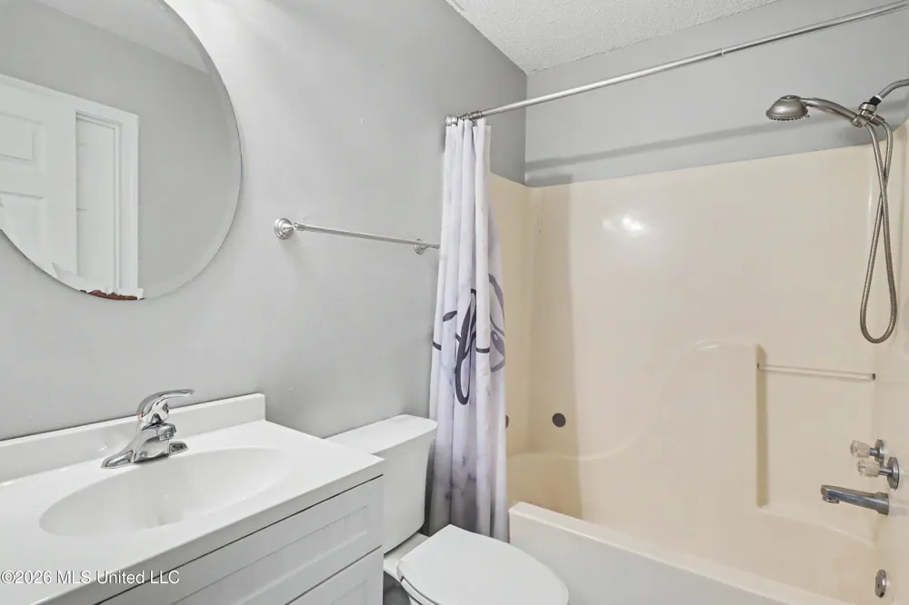 20 Heather Lane Gulfport, MS 39503
