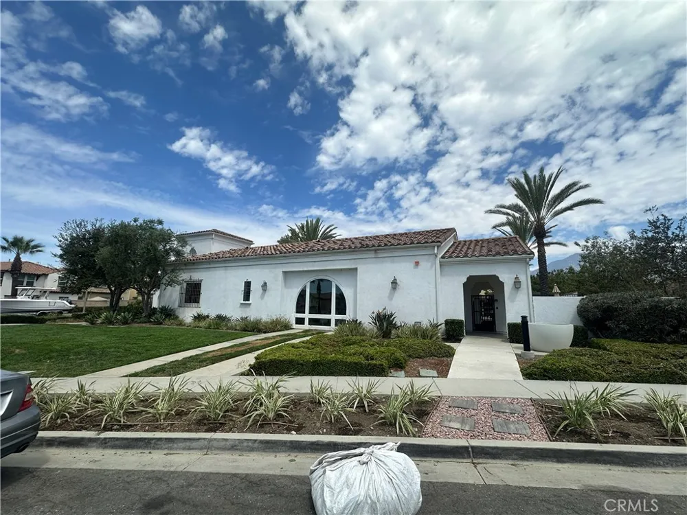 2222 Raspberry Court Upland, CA 91786