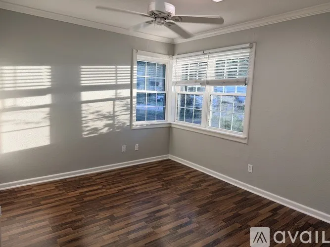 4925 Lubbock Avenue Fort Worth, TX 76115