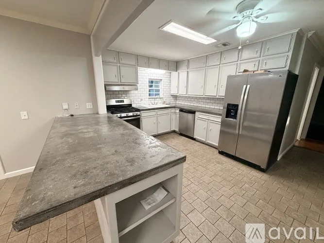 4925 Lubbock Avenue Fort Worth, TX 76115