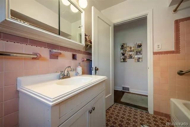 319 Lincoln Street Pueblo, CO 81004