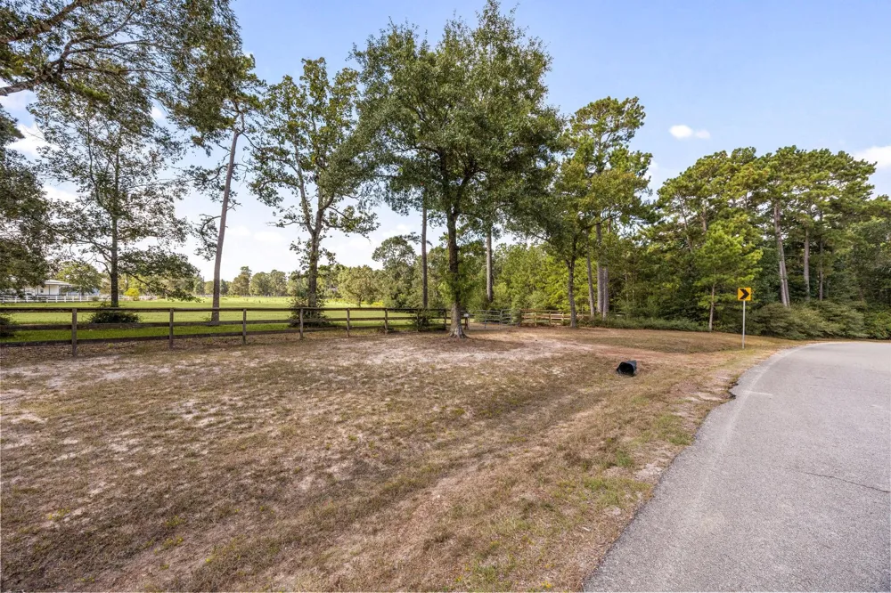 29212 Village Bend Magnolia, TX 77655