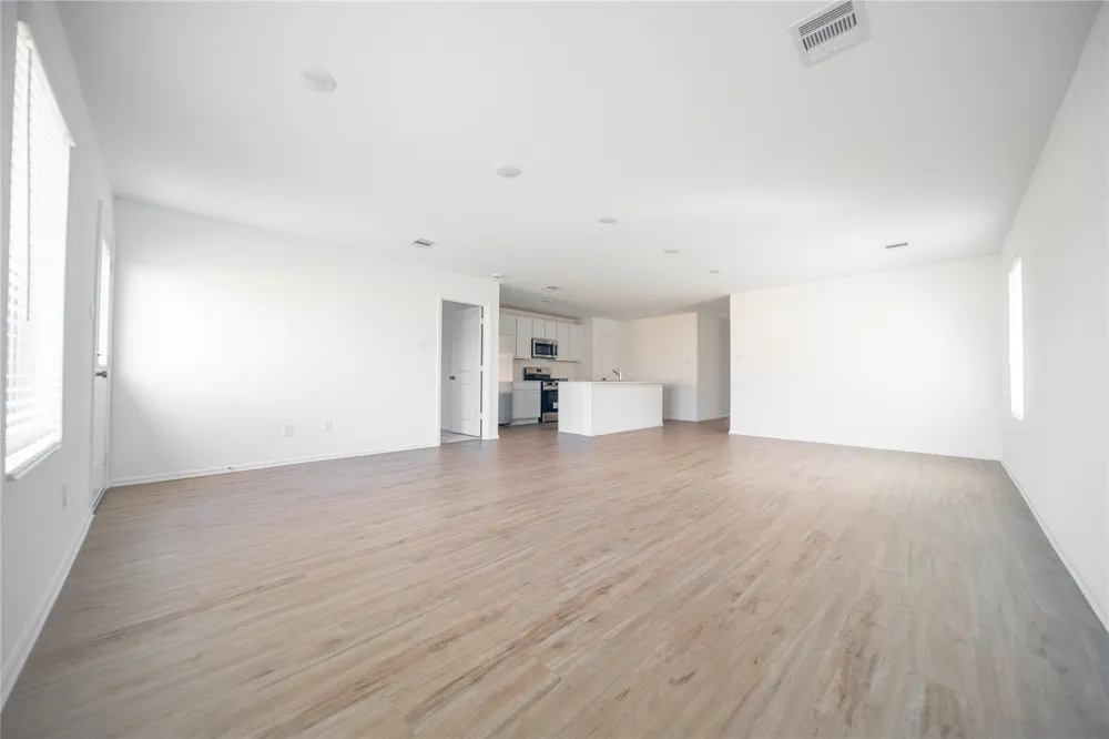 9530 Brookside Point Drive Baytown, TX 77521