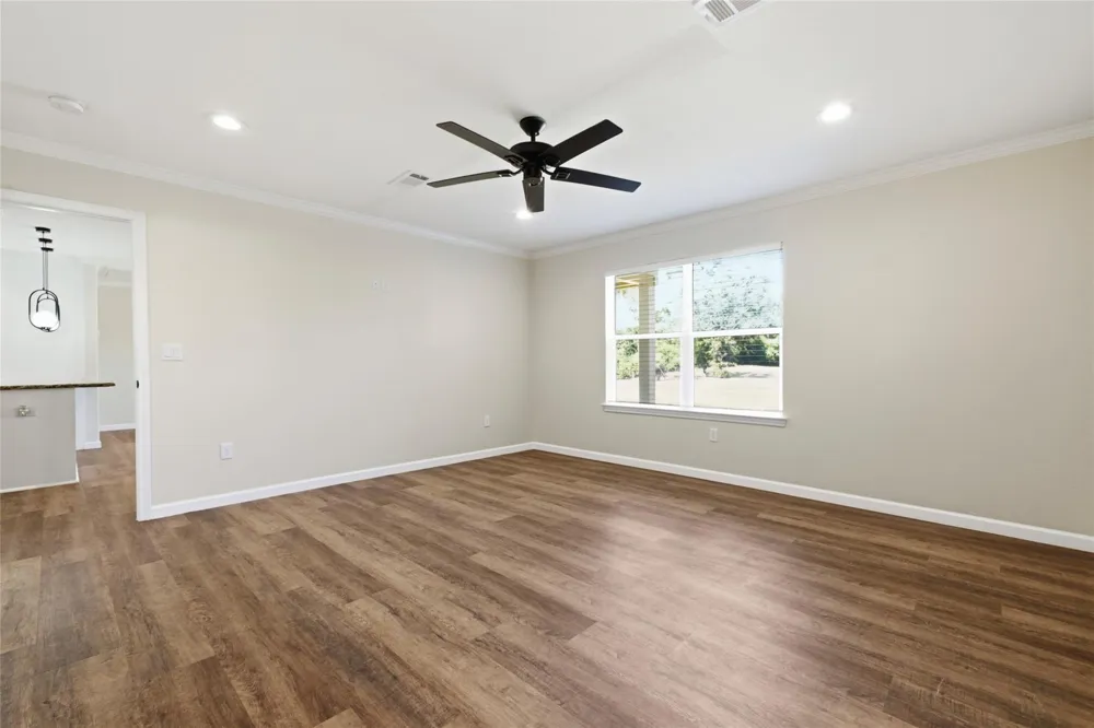 340 Oak Ridge Drive Onalaska, TX 77360