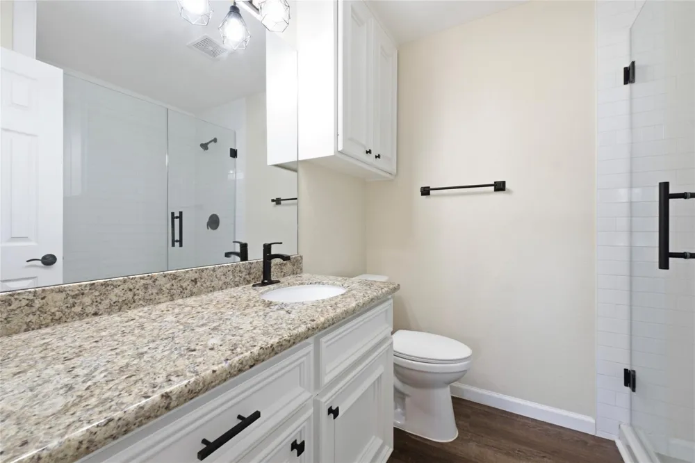 340 Oak Ridge Drive Onalaska, TX 77360