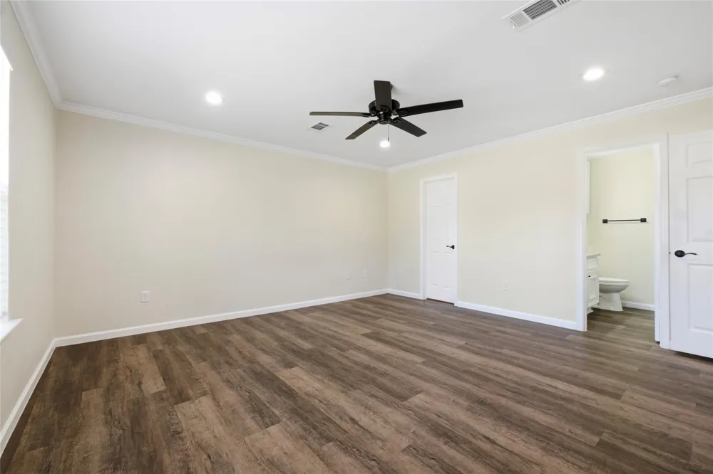 340 Oak Ridge Drive Onalaska, TX 77360