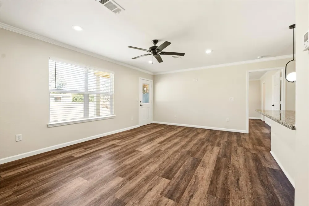 340 Oak Ridge Drive Onalaska, TX 77360