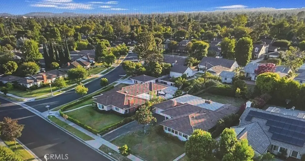 1385 Belhaven San Marino, CA 91108