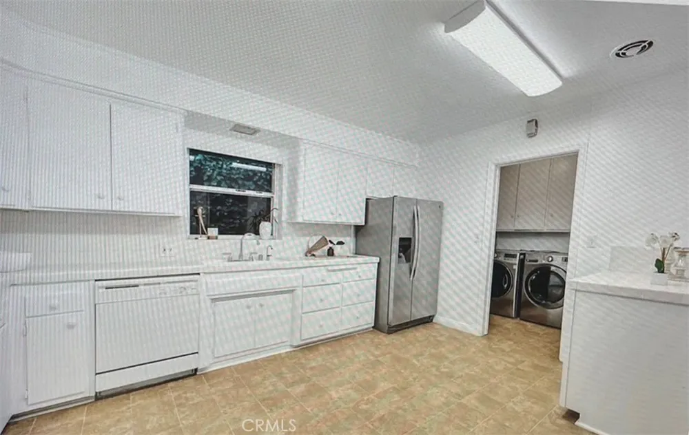 1385 Belhaven San Marino, CA 91108