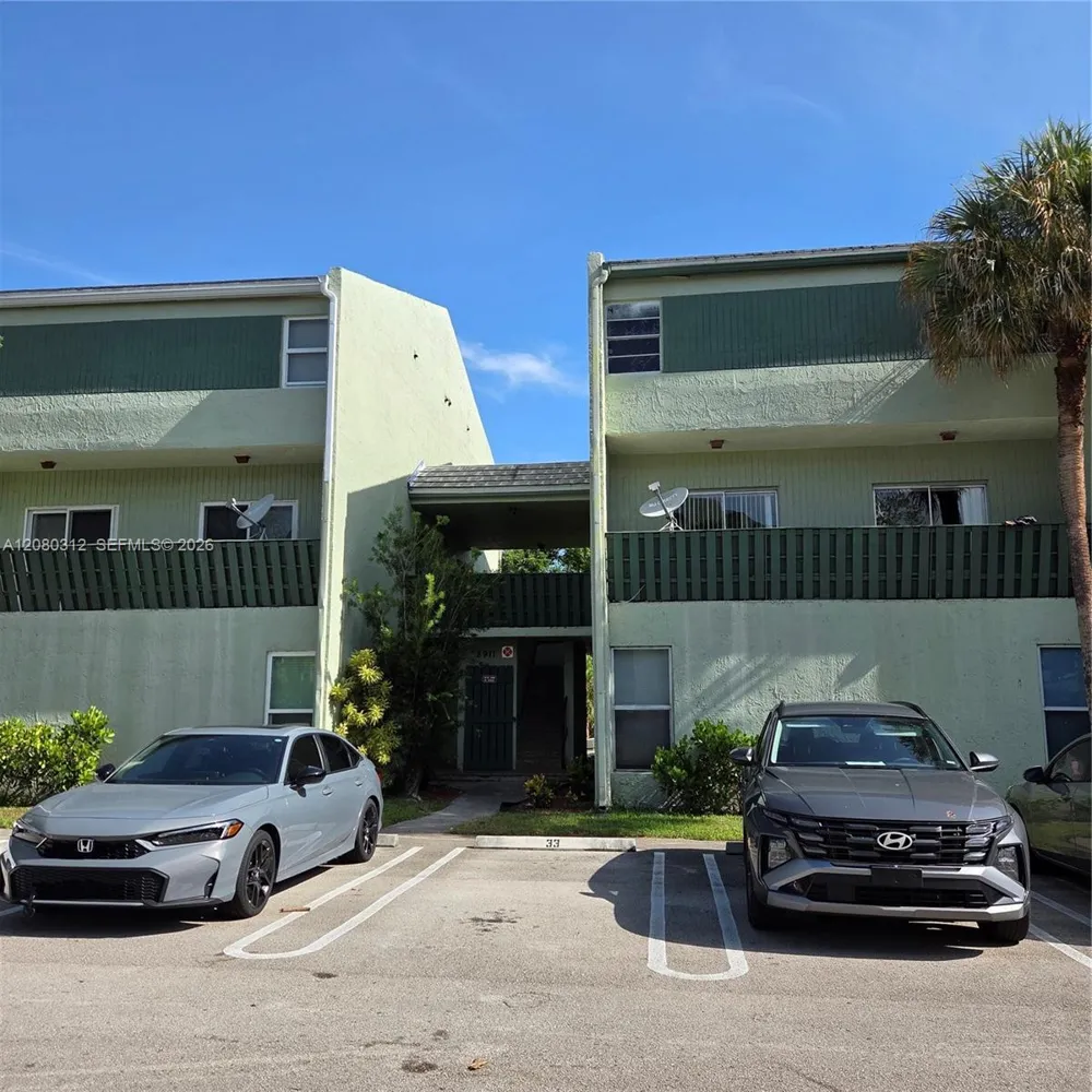 8911 NW 28th Dr #C Coral Springs, FL 33065