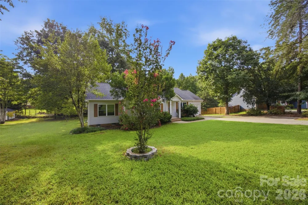 1297 Creekview Drive Gastonia, NC 28052