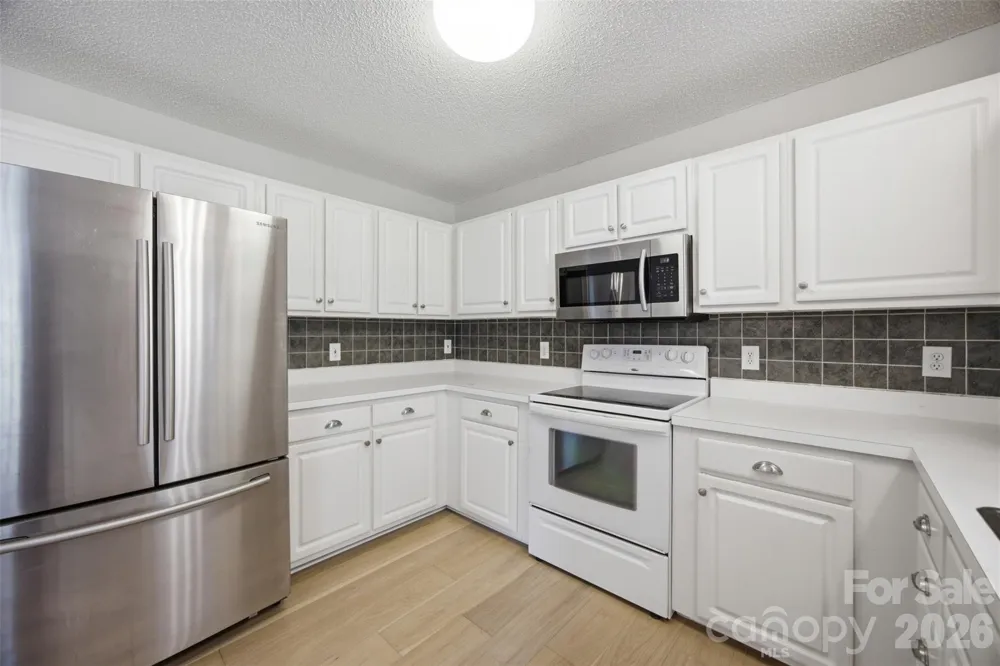 1297 Creekview Drive Gastonia, NC 28052