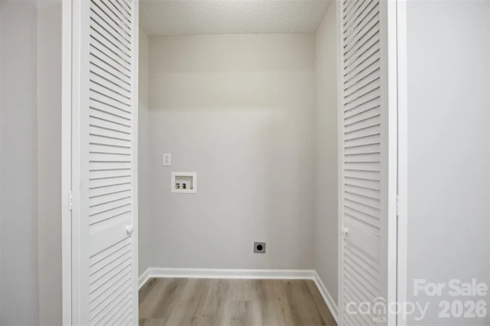 1297 Creekview Drive Gastonia, NC 28052
