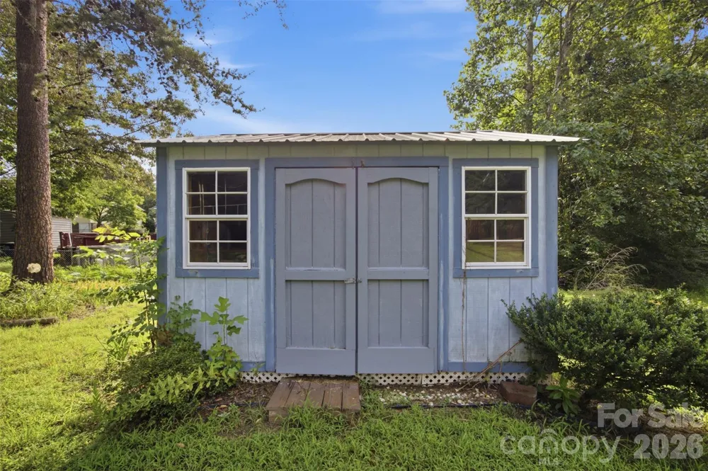 1297 Creekview Drive Gastonia, NC 28052