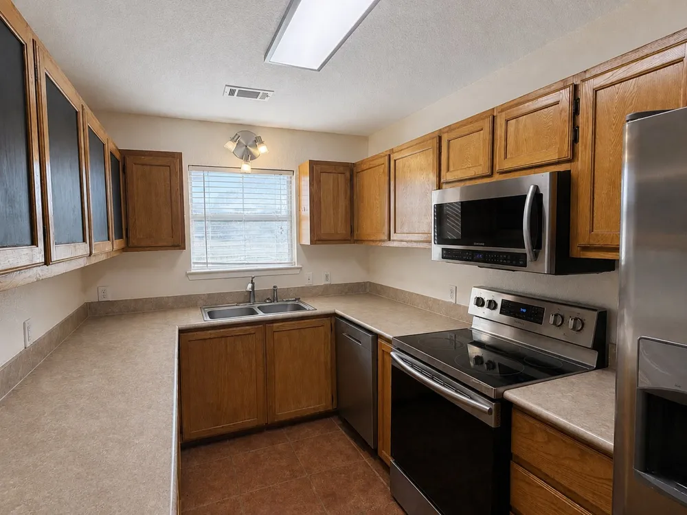 513 Ranch Road Granbury, TX 76049
