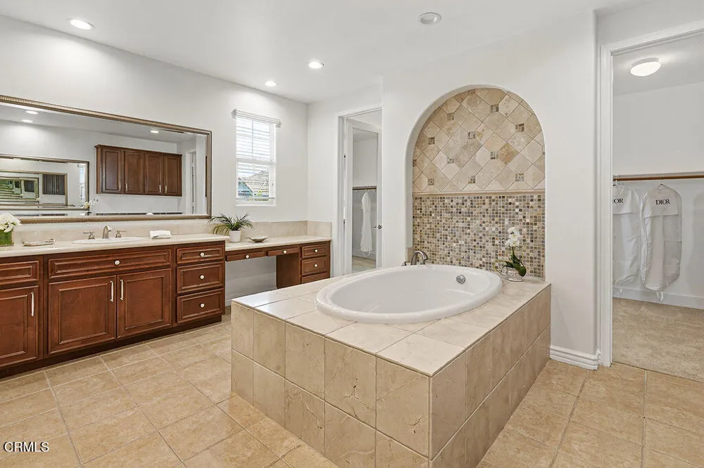 3273 Canopy Drive Camarillo, CA 93012