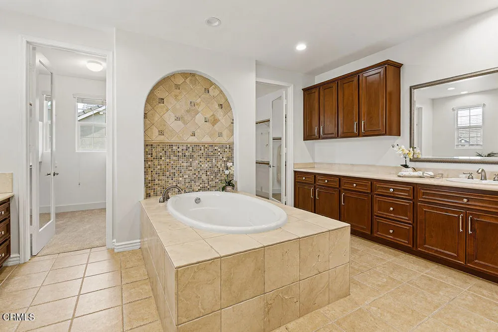 3273 Canopy Drive Camarillo, CA 93012