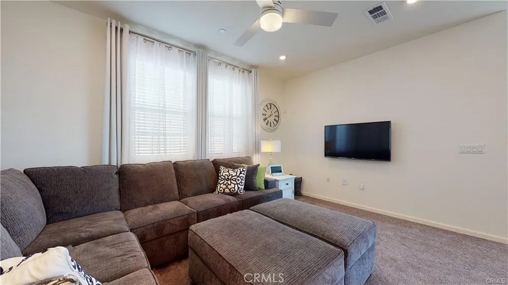 235 Black Walnut Palmdale, CA 93551