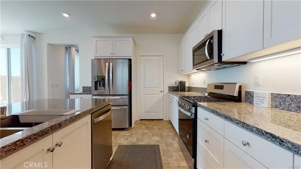 235 Black Walnut Palmdale, CA 93551