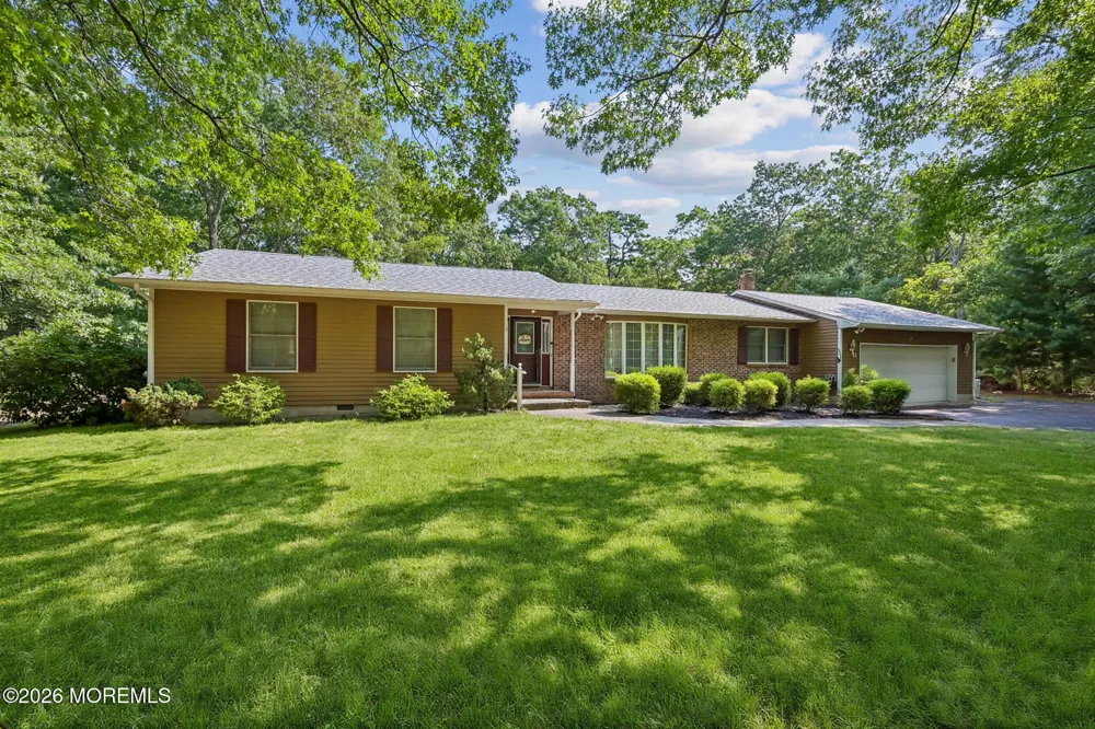 11 Angela Drive Little Egg Harbor, NJ 08087