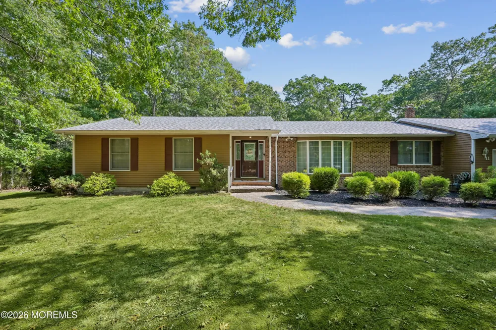 11 Angela Drive Little Egg Harbor, NJ 08087