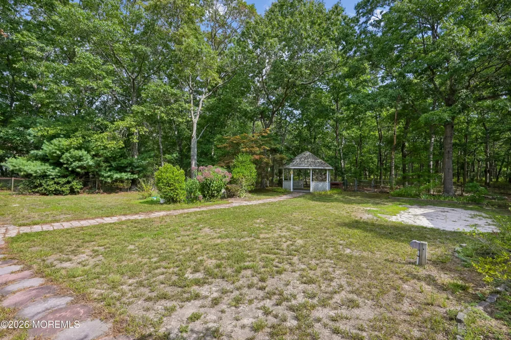 11 Angela Drive Little Egg Harbor, NJ 08087