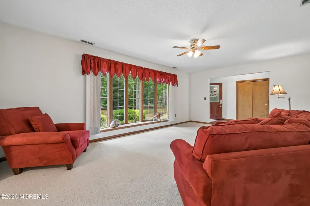 11 Angela Drive Little Egg Harbor, NJ 08087