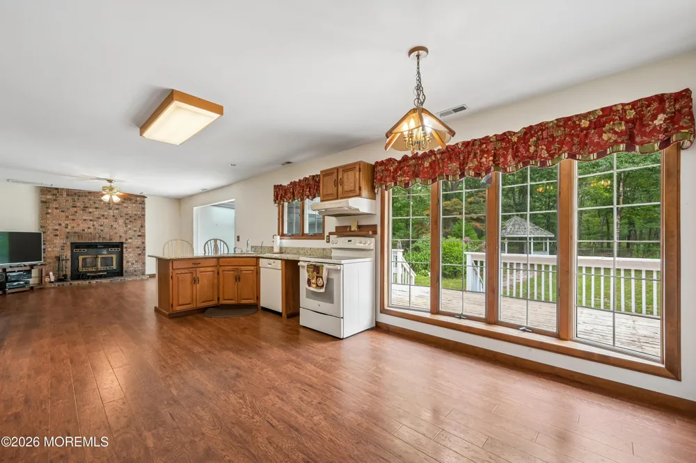 11 Angela Drive Little Egg Harbor, NJ 08087