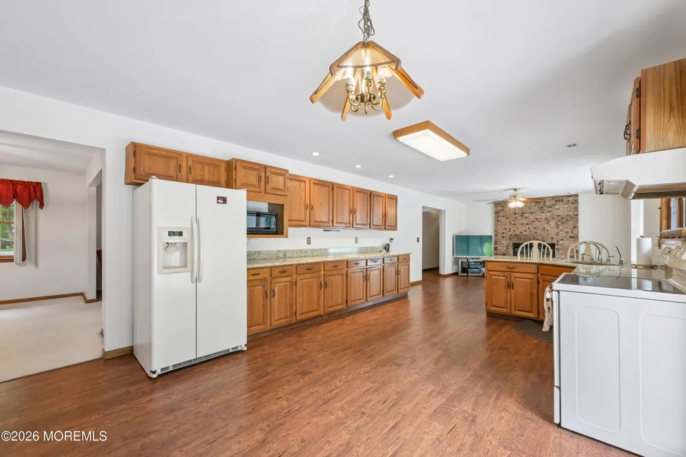 11 Angela Drive Little Egg Harbor, NJ 08087