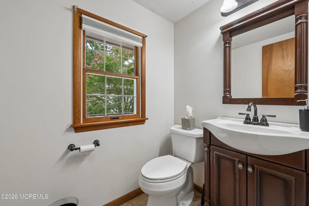 11 Angela Drive Little Egg Harbor, NJ 08087