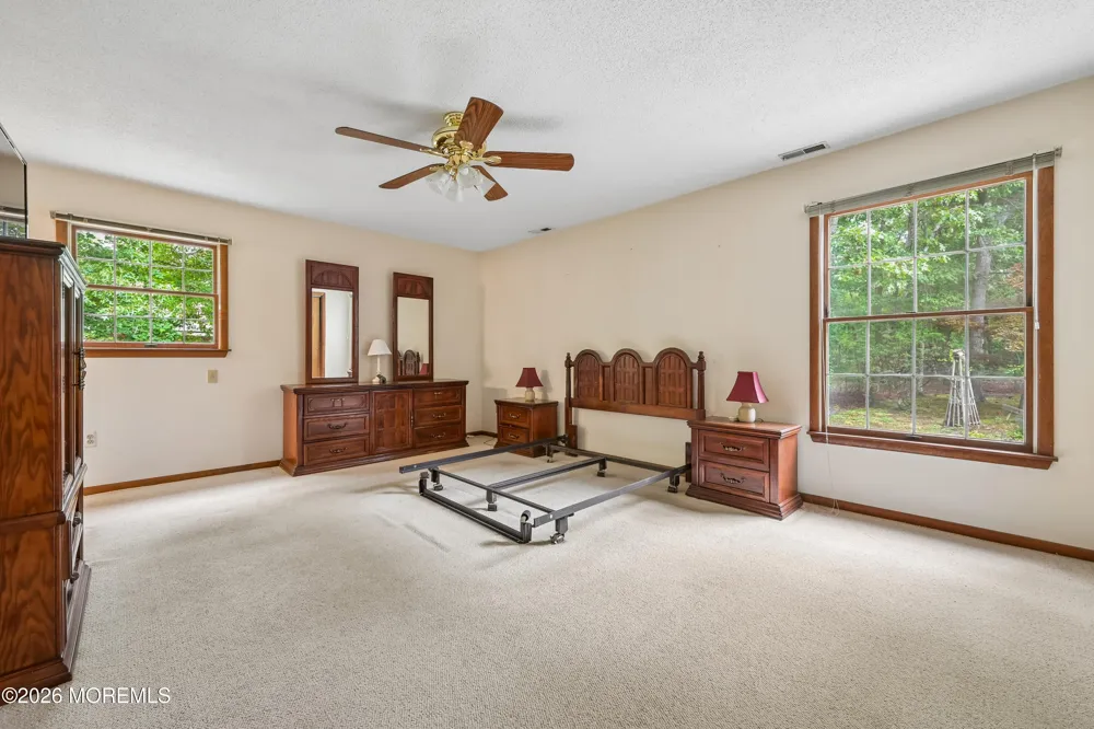 11 Angela Drive Little Egg Harbor, NJ 08087