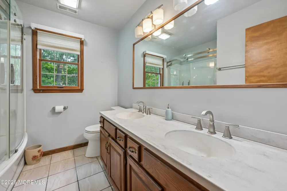 11 Angela Drive Little Egg Harbor, NJ 08087