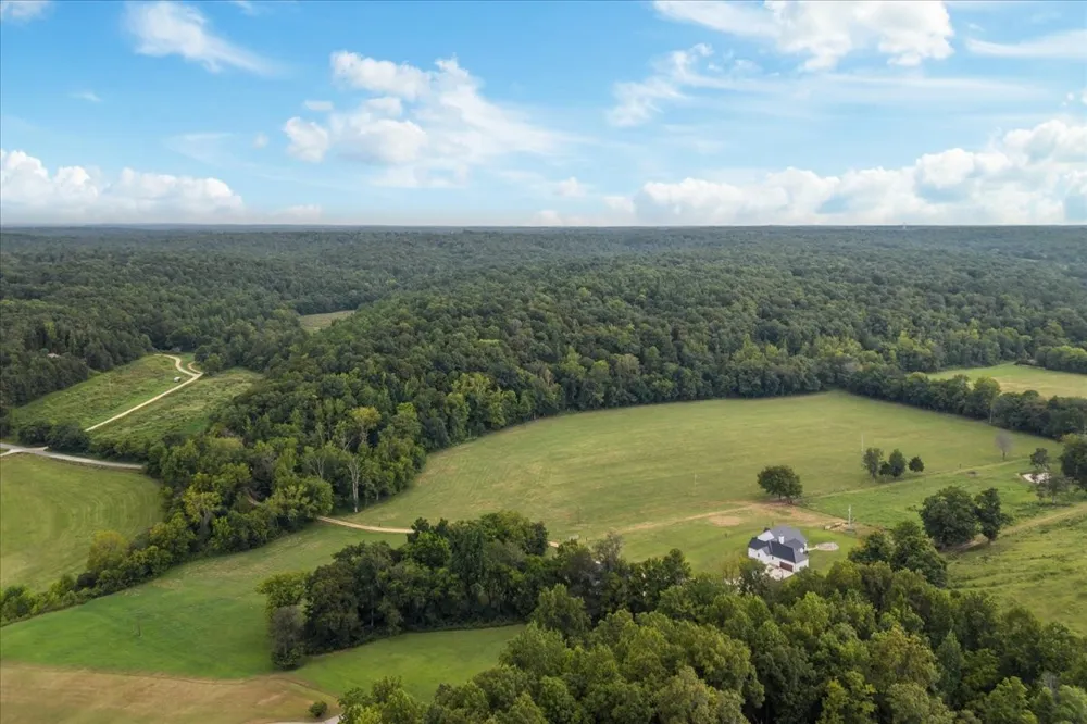 0 Little Blue Ck Rd Mc Ewen, TN 37101