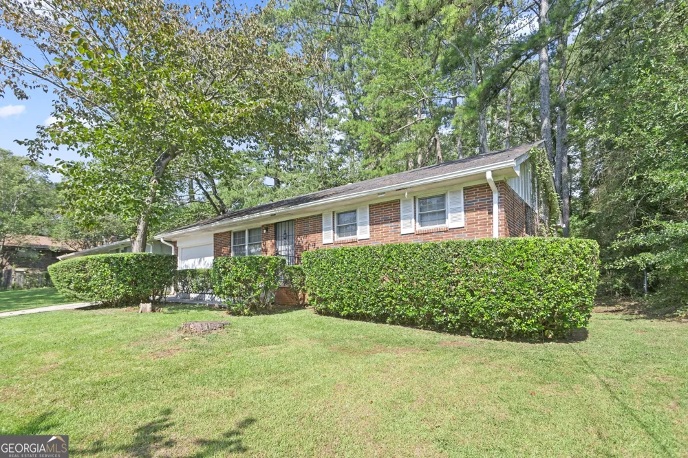 2881 Gwendon TER Decatur, GA 30034
