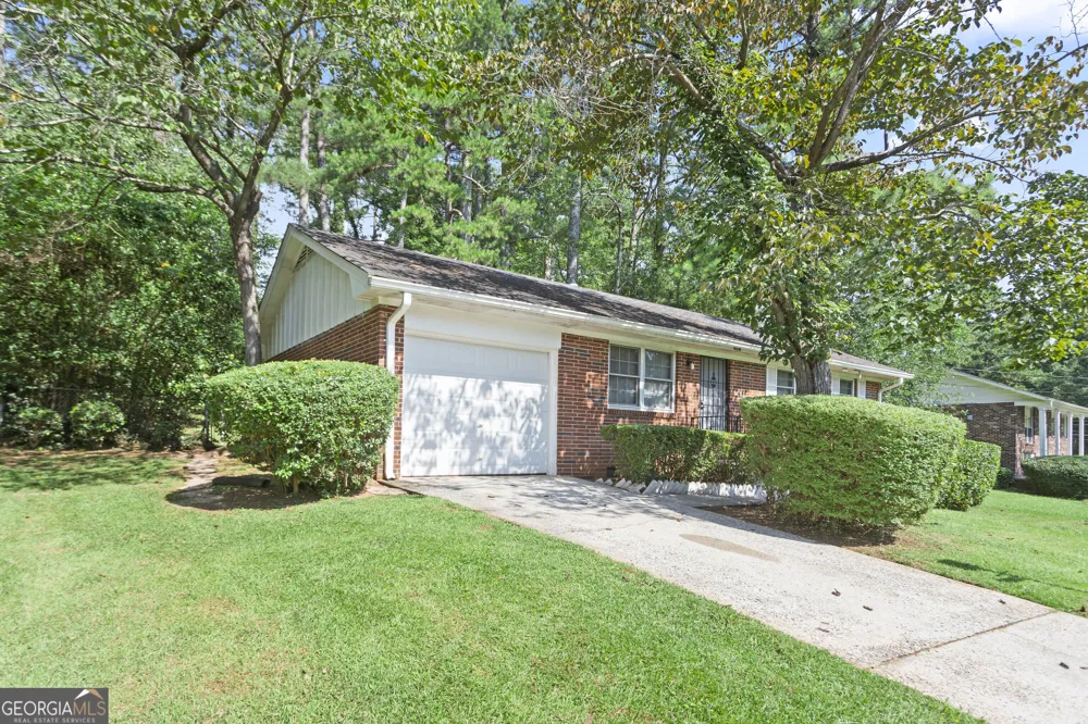 2881 Gwendon TER Decatur, GA 30034