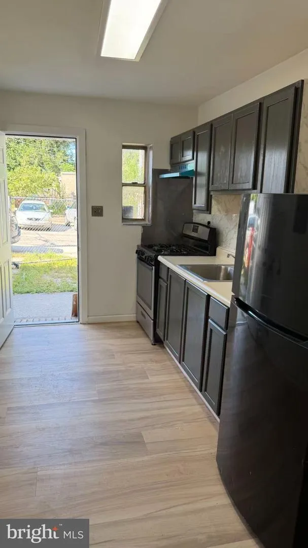 2340 E FAYETTE STREET E Baltimore, MD 21224