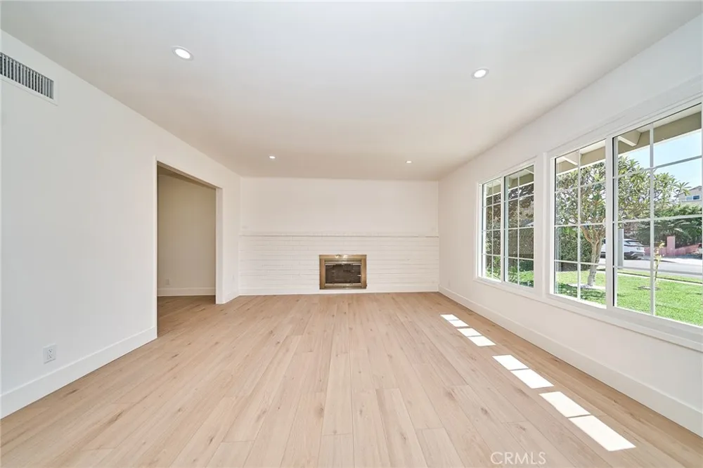 1118 Clorinda Diamond Bar, CA 91789