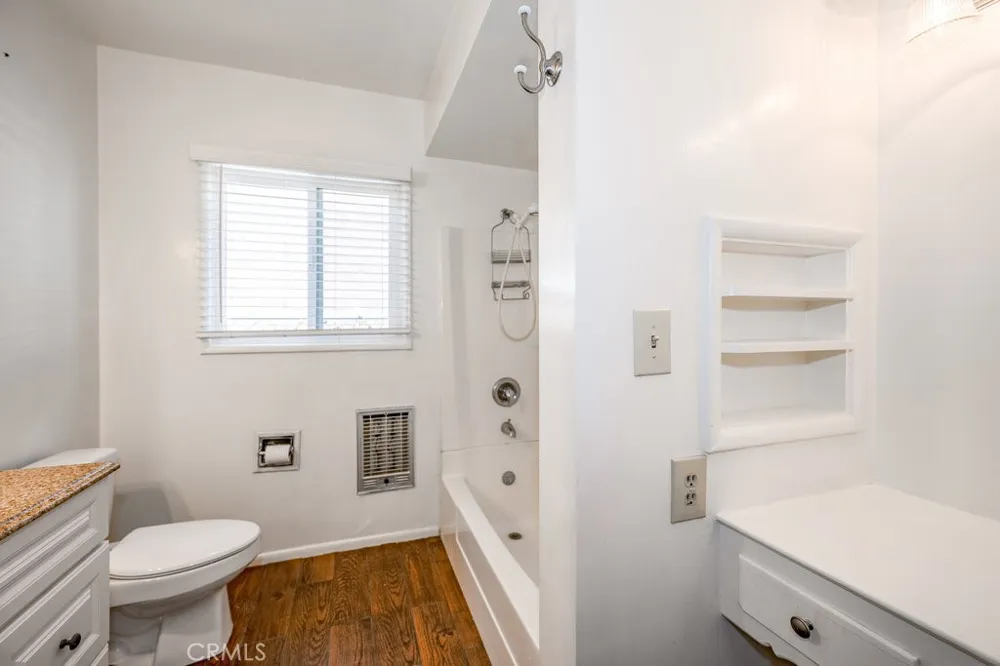 4601 Moore Glendale, CA 91214