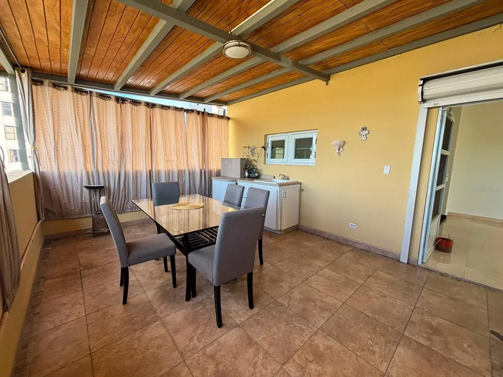 520 RIERA #3 San Juan, PR 00909