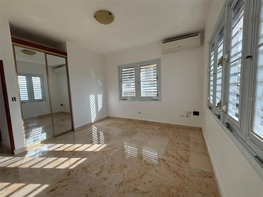 520 RIERA #3 San Juan, PR 00909
