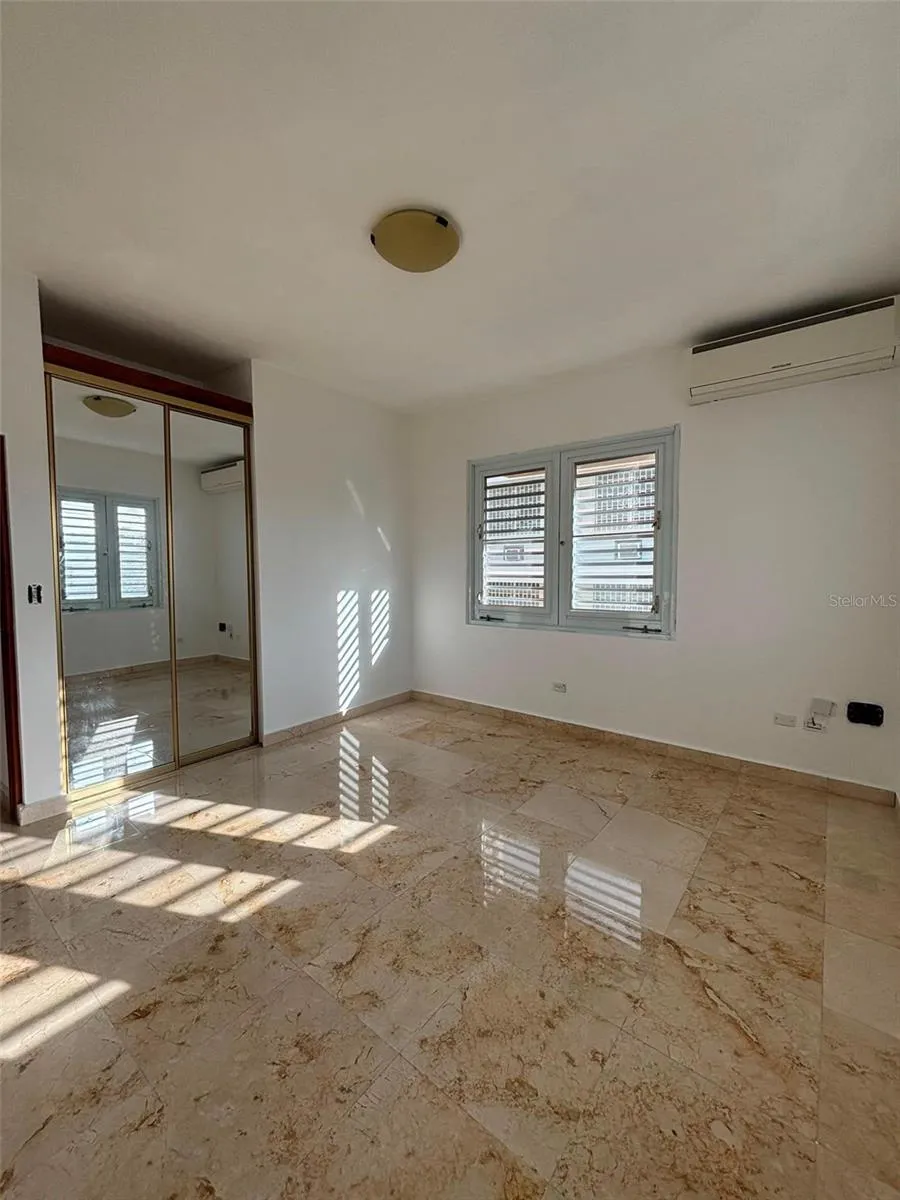 520 RIERA #3 San Juan, PR 00909