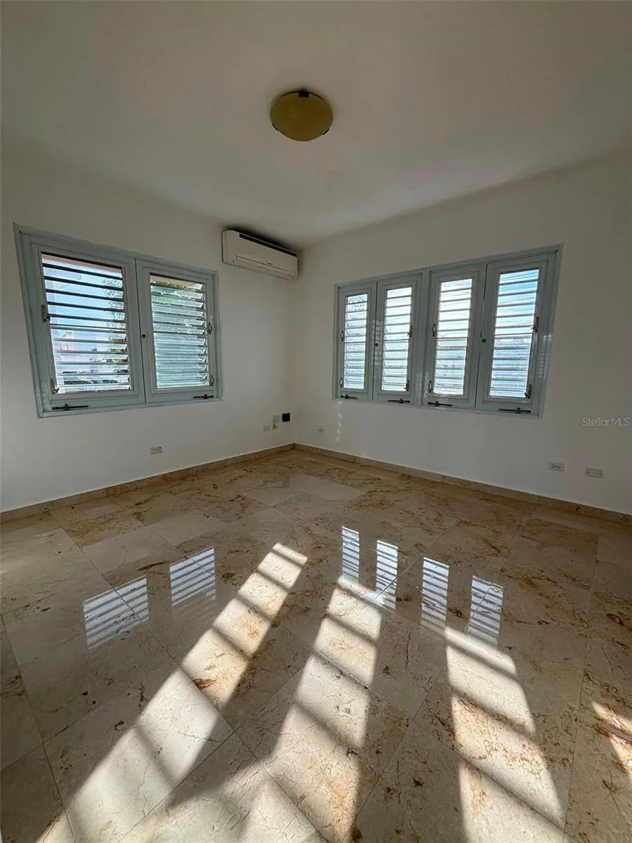 520 RIERA #3 San Juan, PR 00909