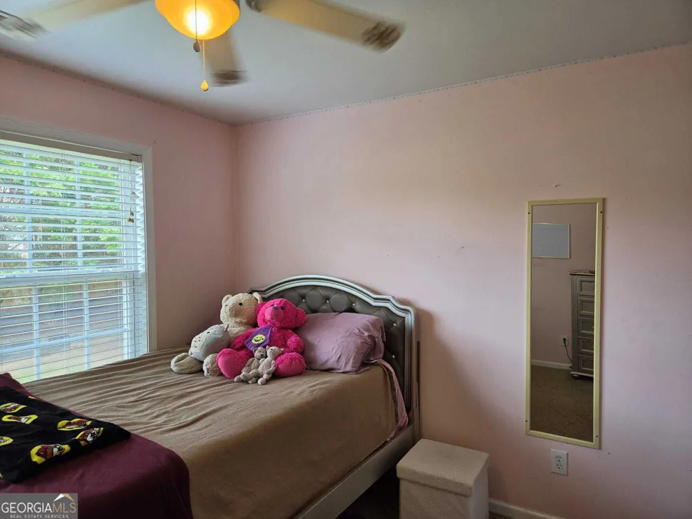 850 Glenns Farm Ct Grayson, GA 30017