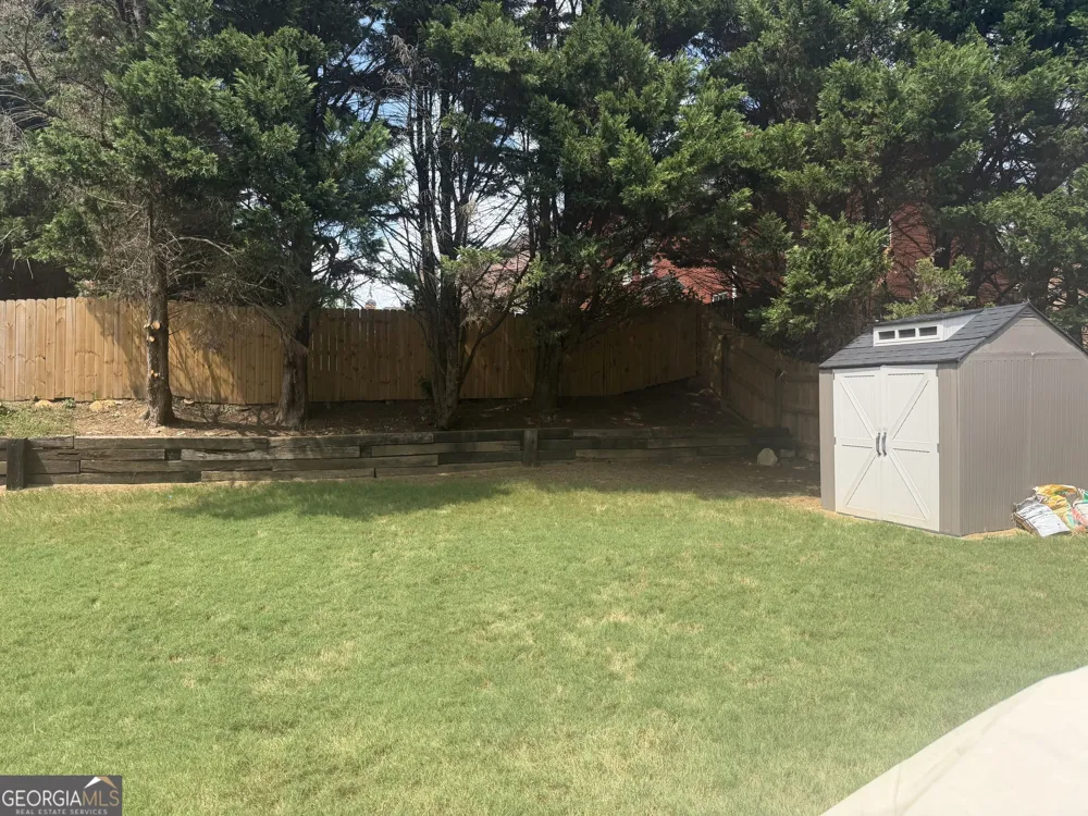 850 Glenns Farm Ct Grayson, GA 30017