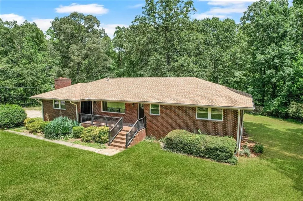 7034 Capps Ferry Road Douglasville, GA 30135